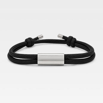 Reparmband med gravyr - svart