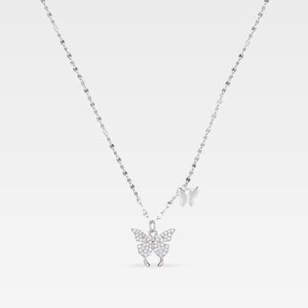 silverhalsband med två fjärilar, en med gnistrande stenar och en i polerat silver